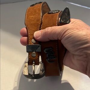 Silver Creek-30-light brown-leather,patina silver buckle, desert animals, belt.